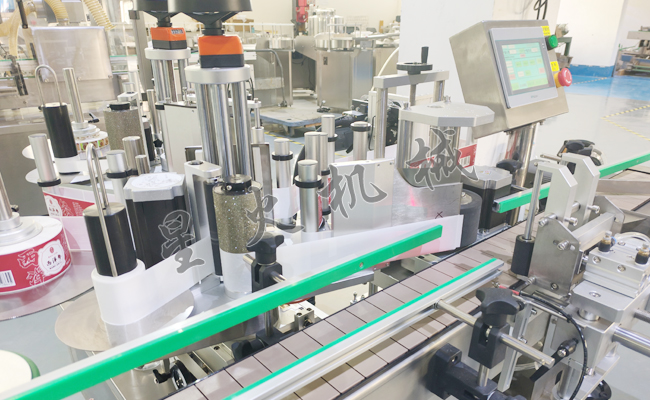 星火圆瓶全自动贴标签机展示